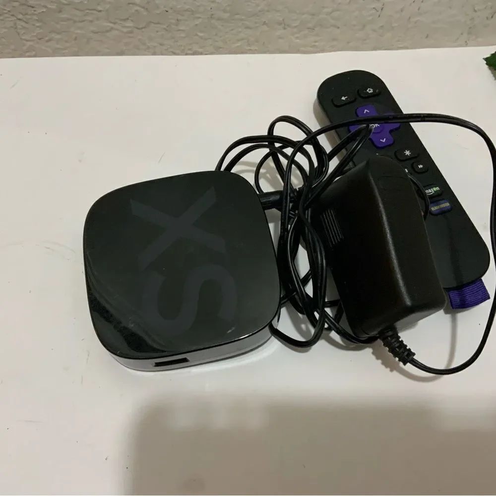 Roku 2 Media Streaming Device - Picture 2 of 4